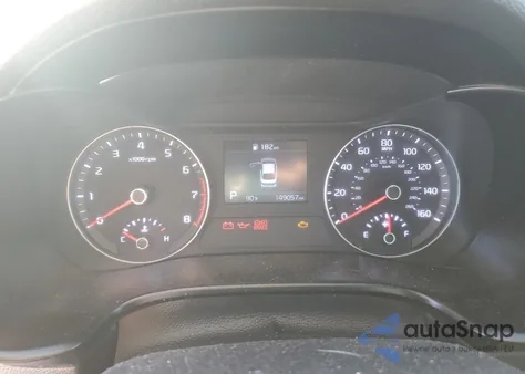 2019 Kia Forte Fe z USA, uszkodzony, nr VIN 3KPF24ADXKE057443